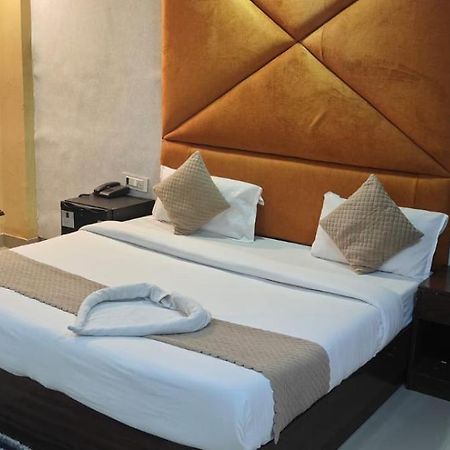 Hotel Grand City New Delhi Extérieur photo